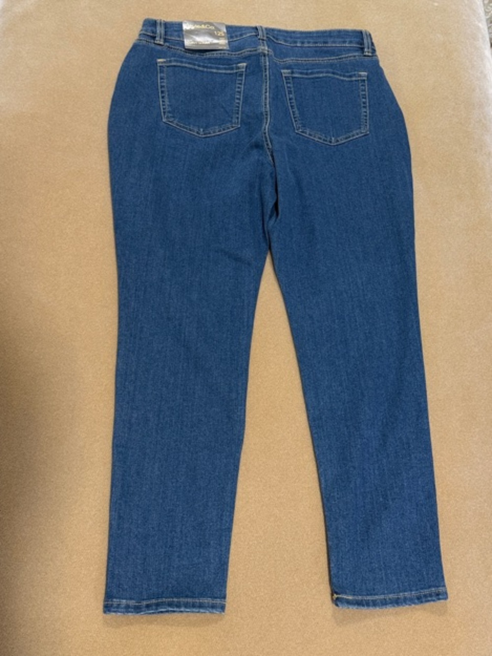 BNWT STYLE & CO. SHORT CURVY SKINNY MID-RISE SLIMMING POCKET JEANS IN SIZE 12S - Picture 13 of 16
